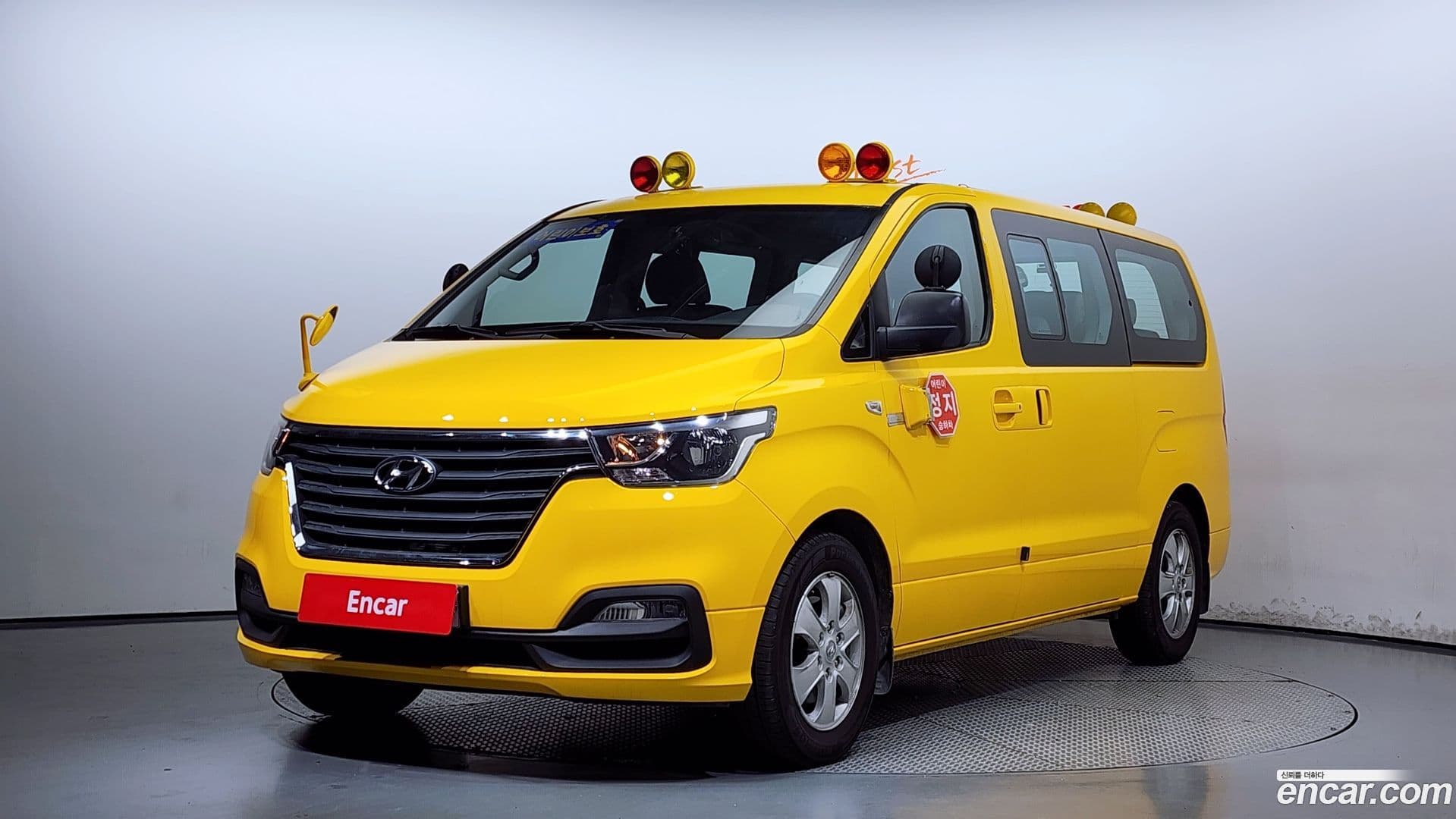 Main__Slider__Photo:Starex Hyundai 2019.1-0