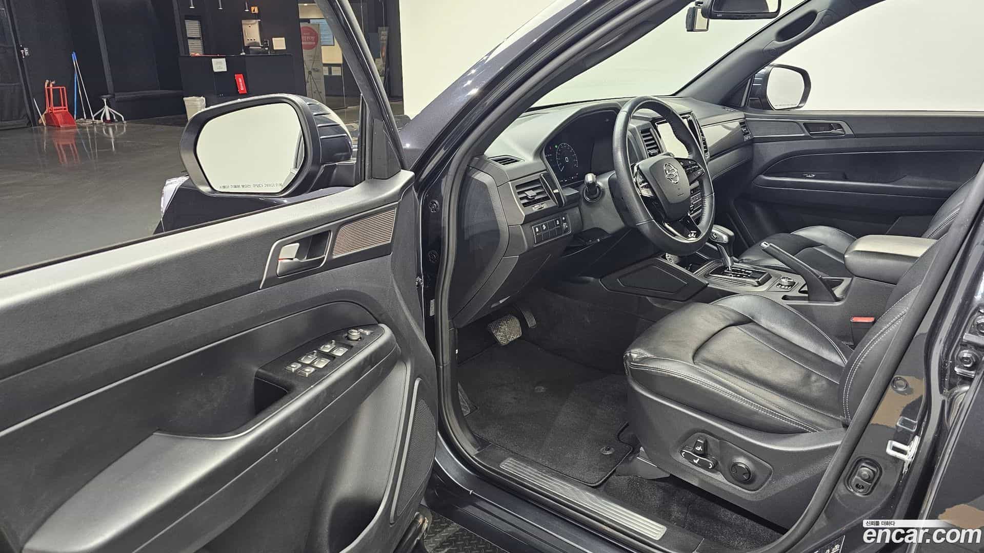 Rexton KG Mobility 2022.10-OPTION-015