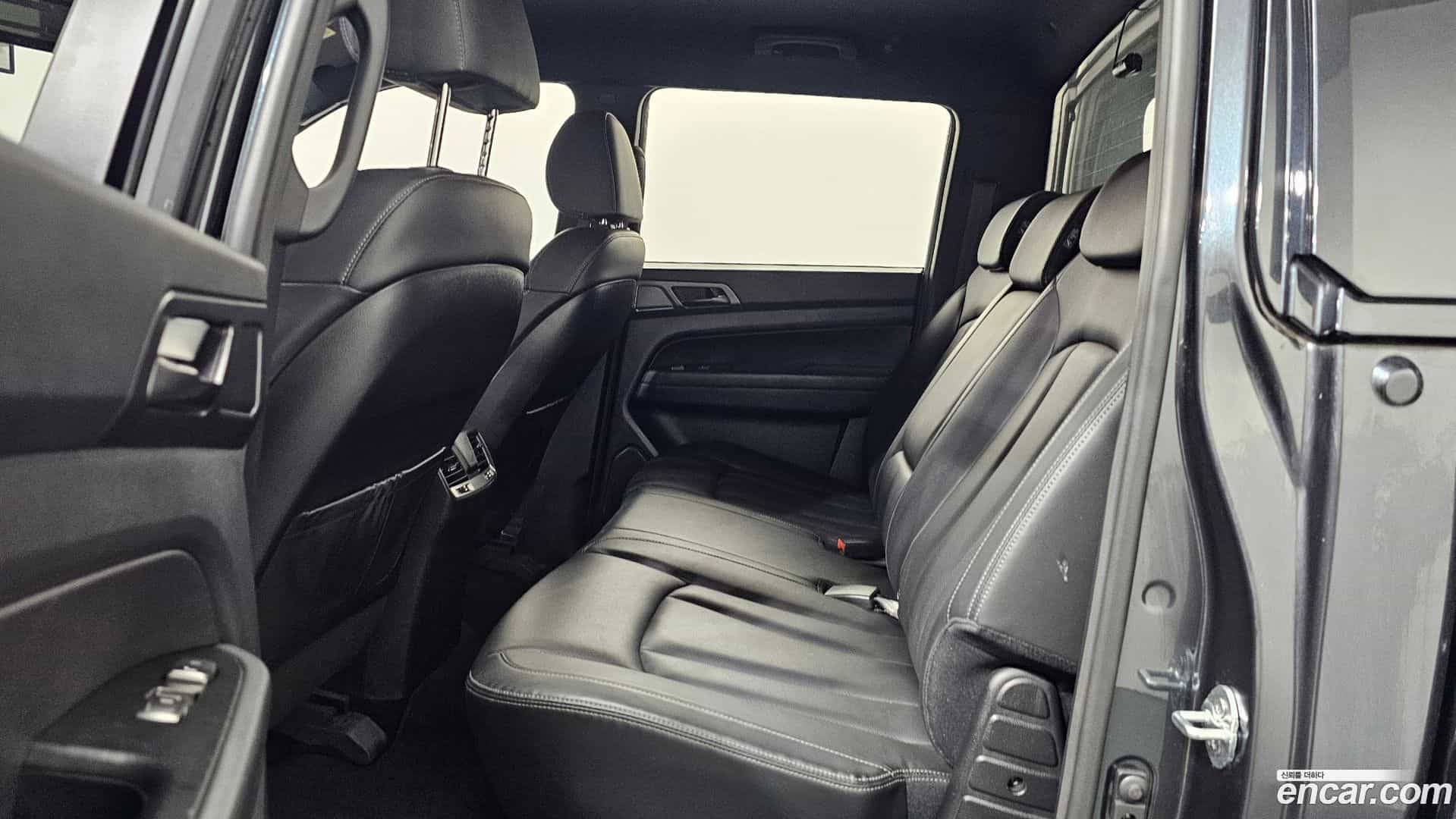 Rexton KG Mobility 2022.10-OPTION-017