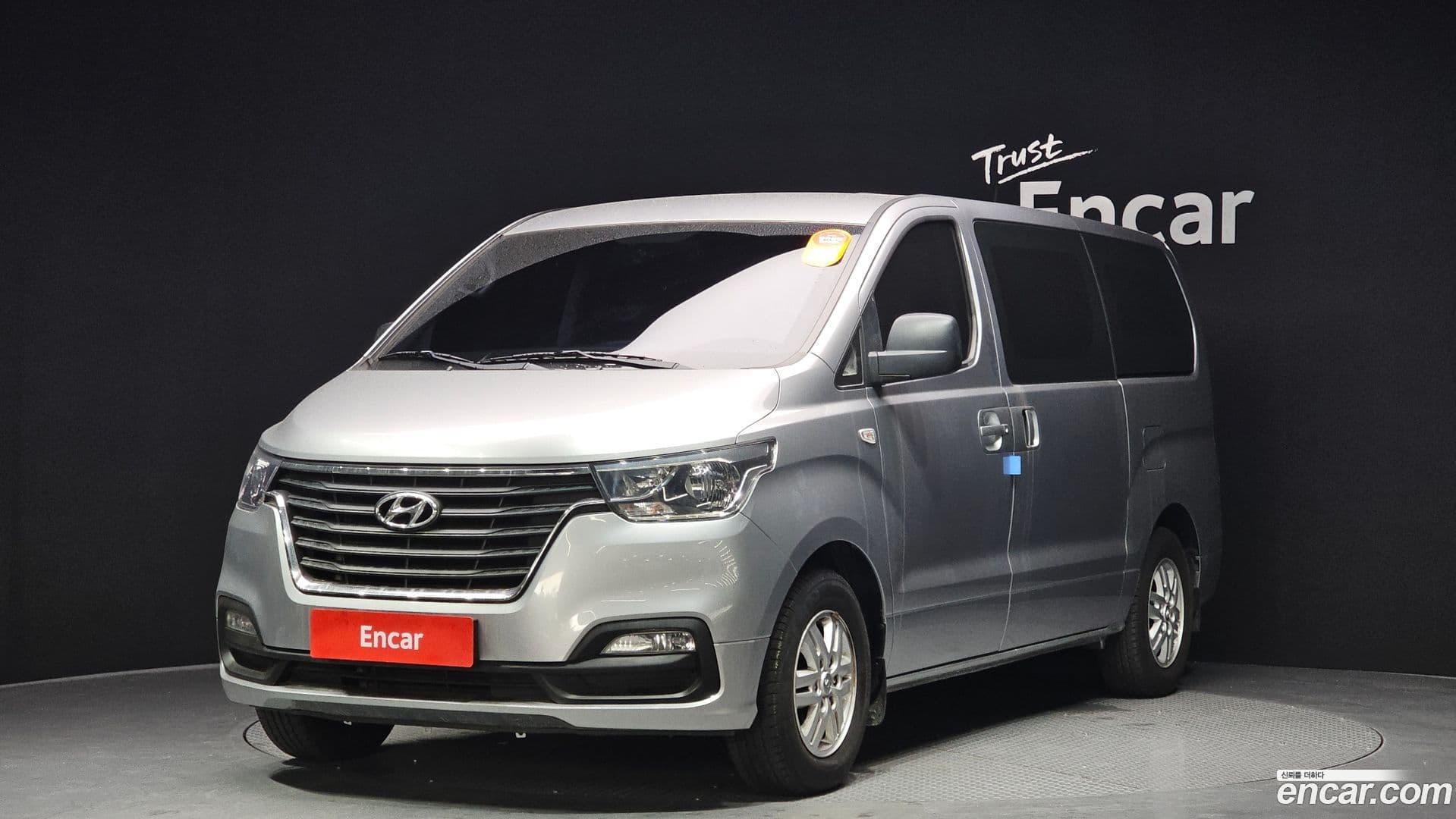 Main__Slider__Photo:Starex Hyundai 2019.4-0