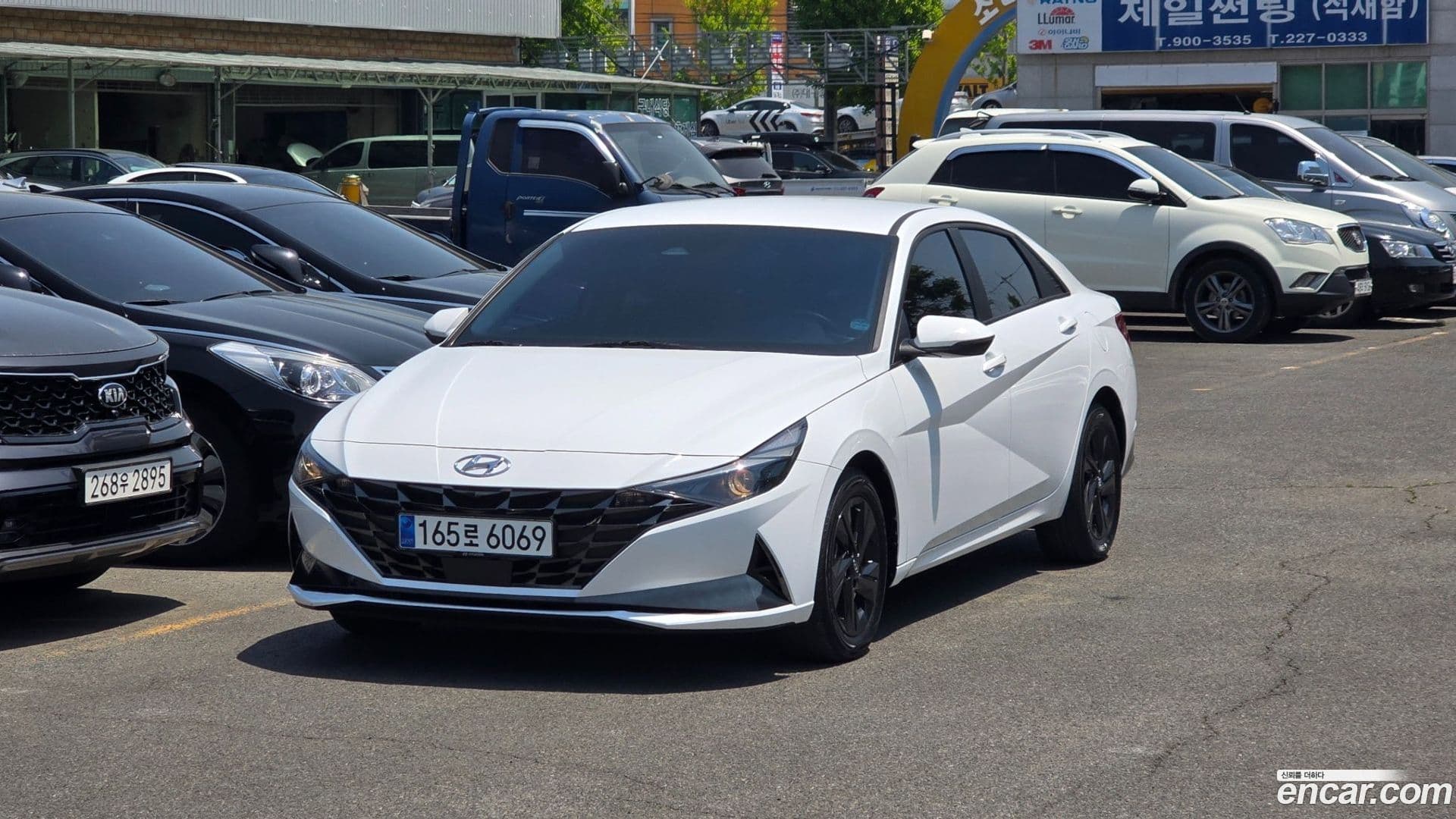 Main__Slider__Photo:AVANTE Hyundai 2021.2-0