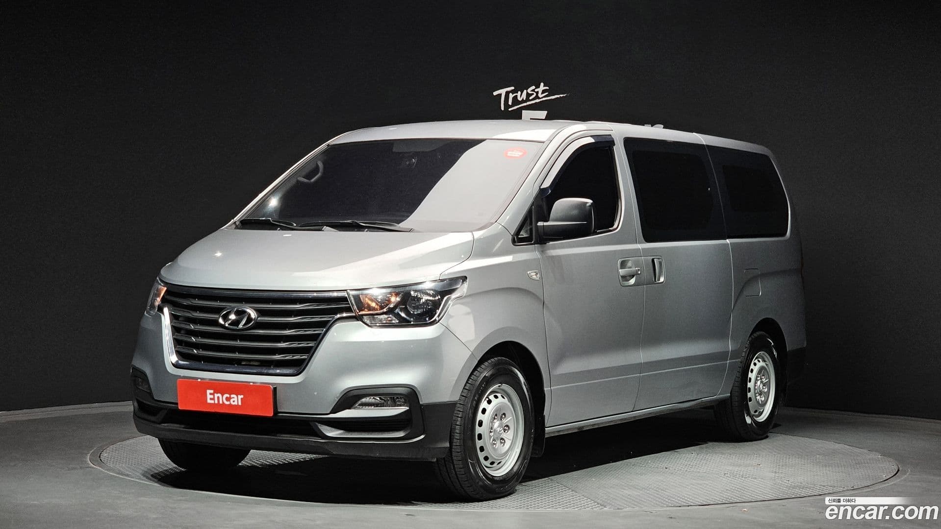 Main__Slider__Photo:Starex Hyundai 2020.8-0