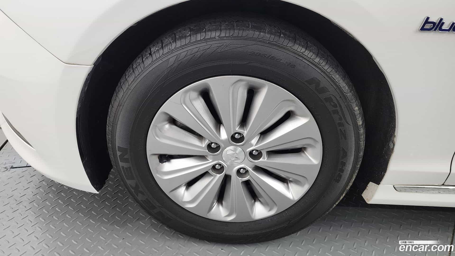 Sonata Hyundai 2015.3-OUTER-005