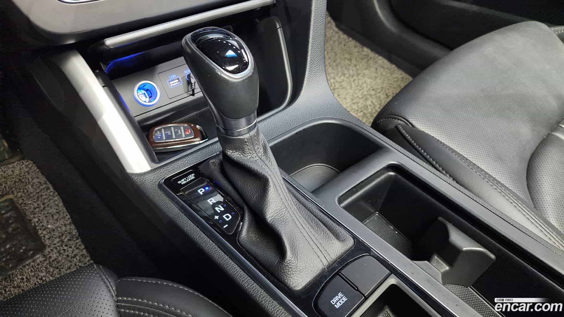 Sonata Hyundai 2015.3-INNER-009