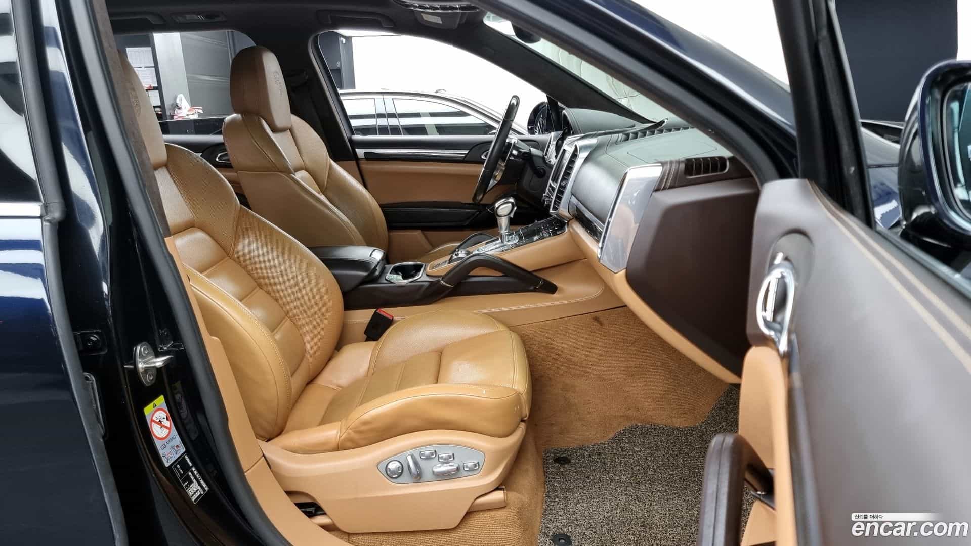 Cayenne Porsche 2015.10-OPTION-015