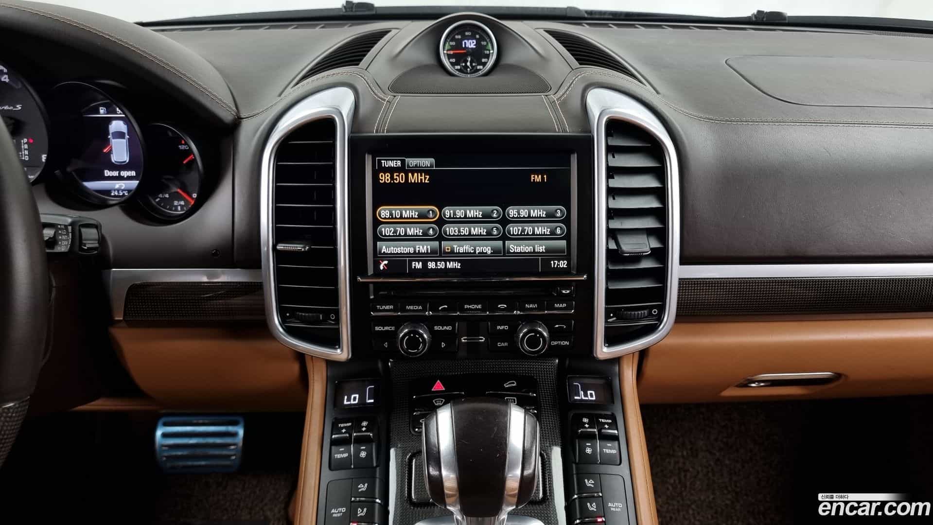 Cayenne Porsche 2015.10-OPTION-018