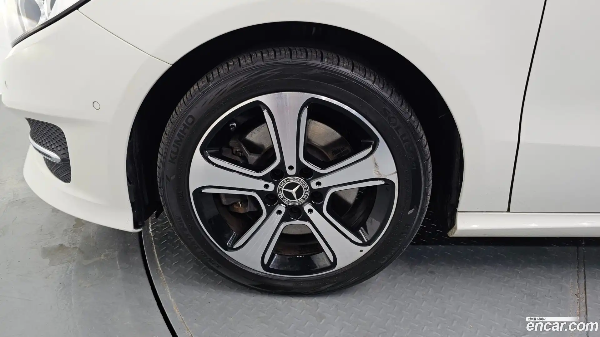 B-Class Mercedes-Benz 2018.9-OUTER-005