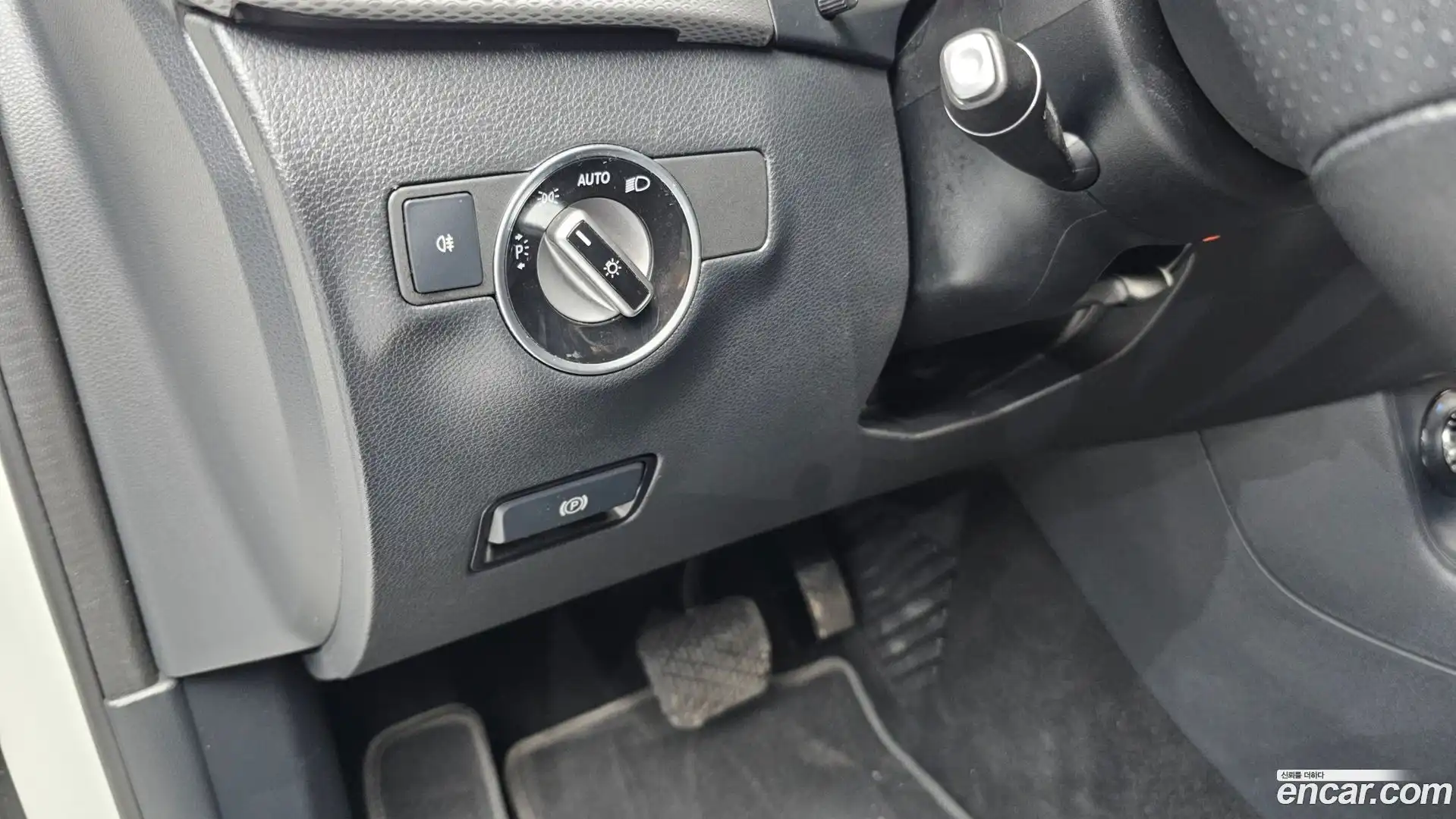 B-Class Mercedes-Benz 2018.9-OPTION-021