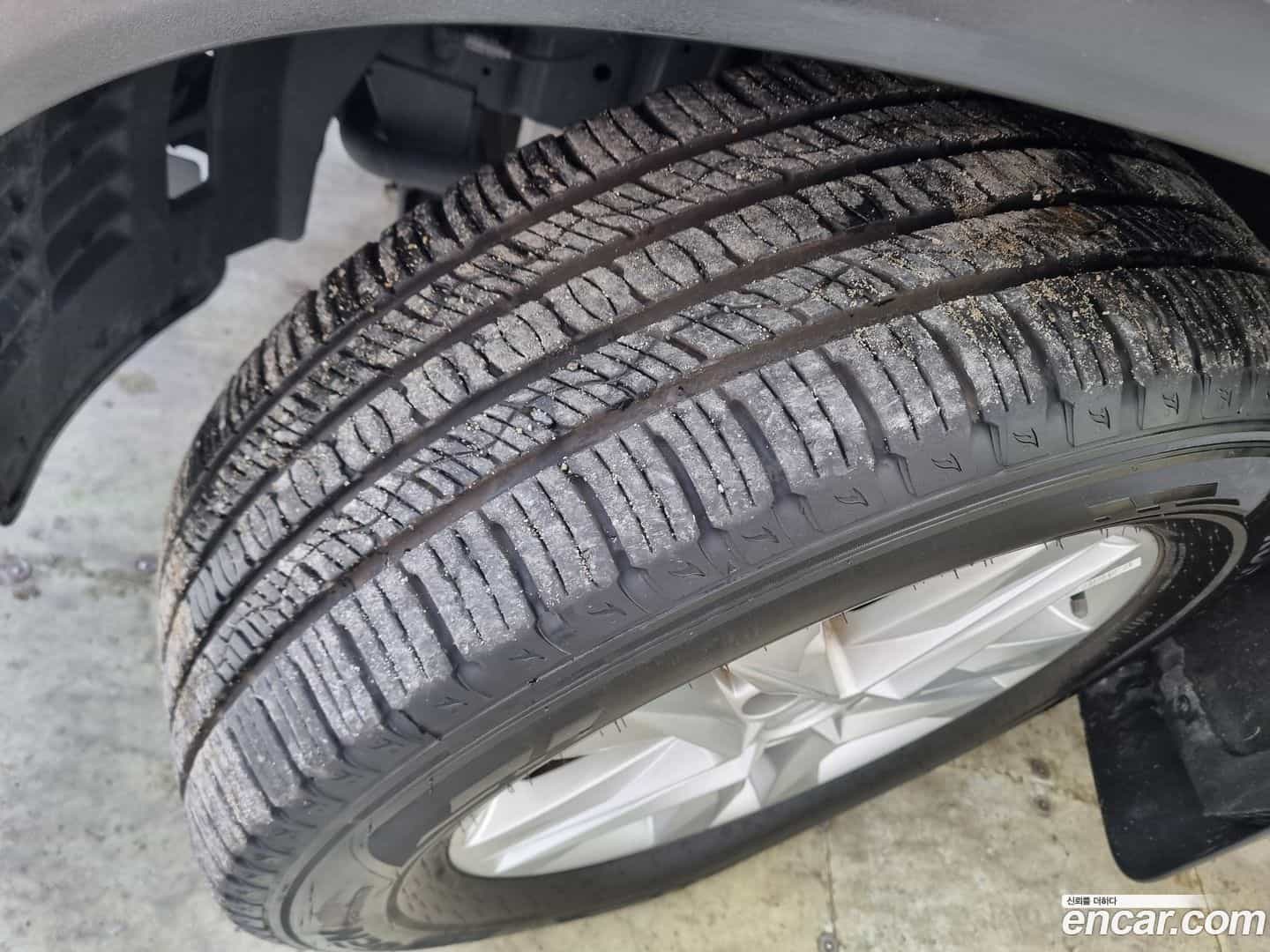 Rexton KG Mobility 2018.10-INNER-006