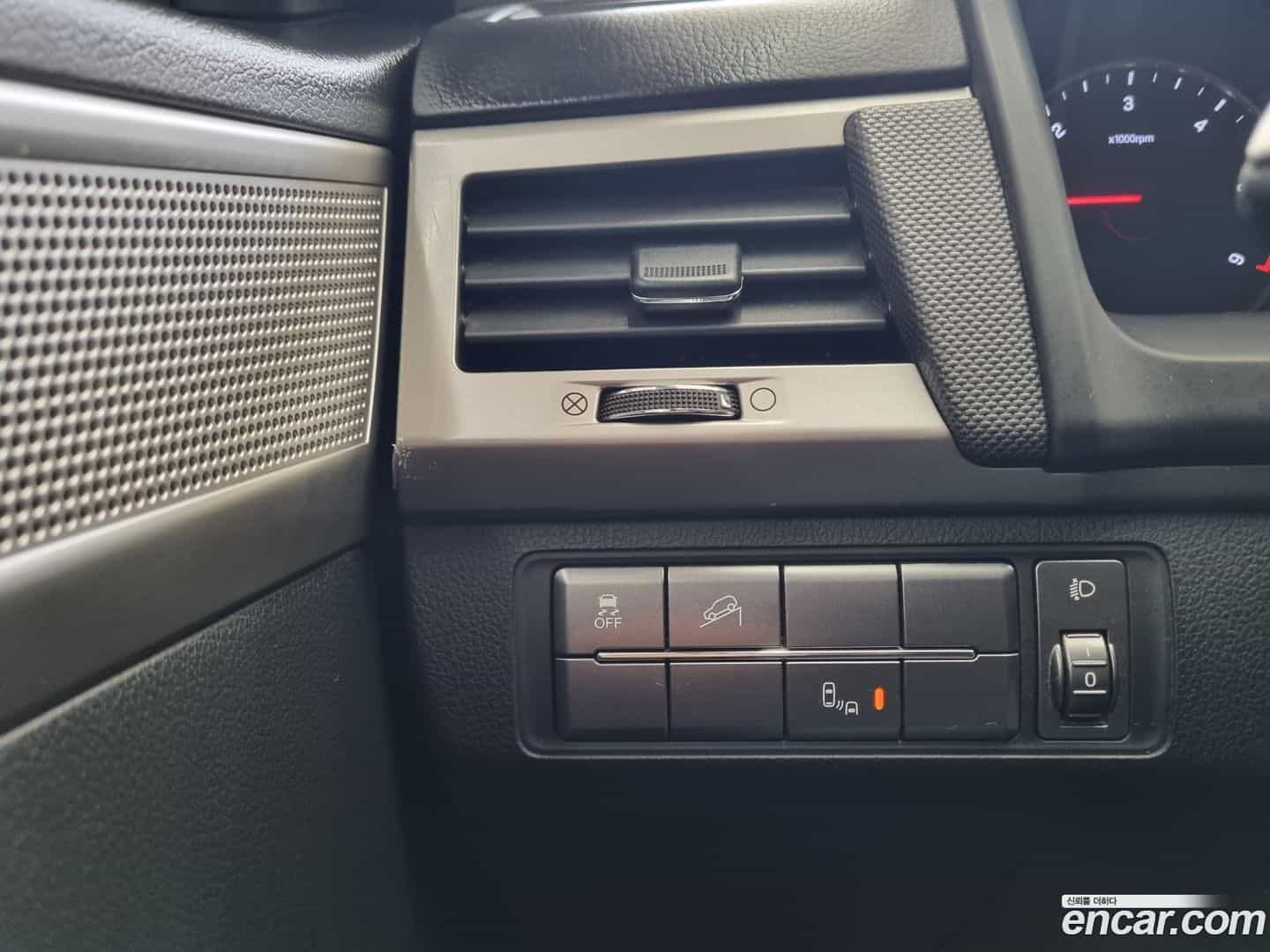 Rexton KG Mobility 2018.10-OPTION-017