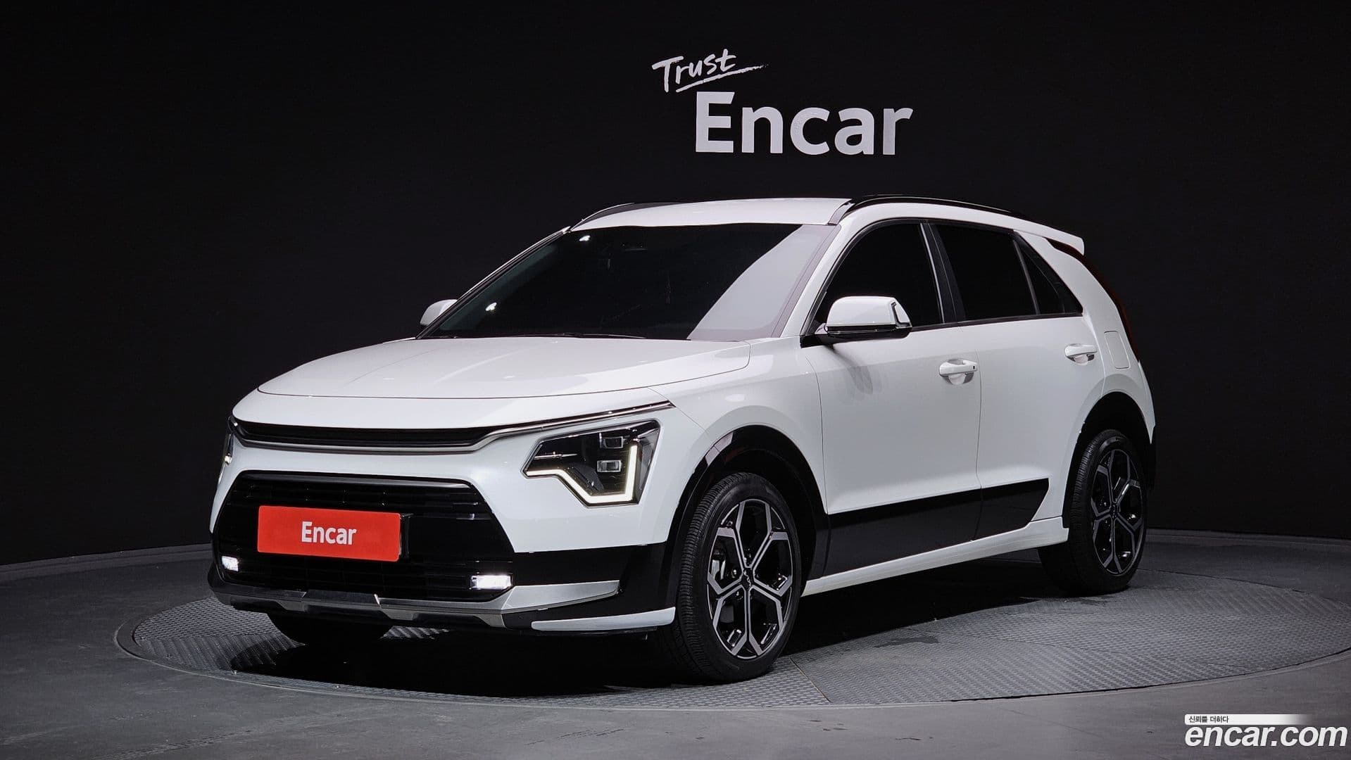 Main__Slider__Photo:Niro Kia 2023.6-0