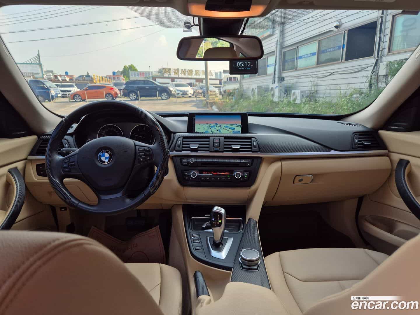 Gran Turismo BMW 2015.1-INNER-007