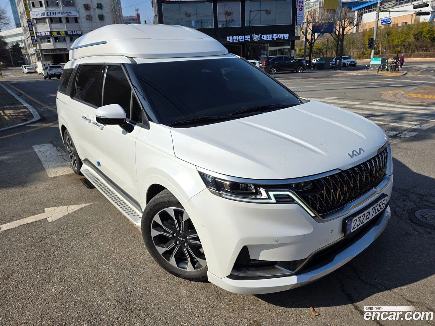 Main__Slider__Photo:Canival Kia 2023.11-0
