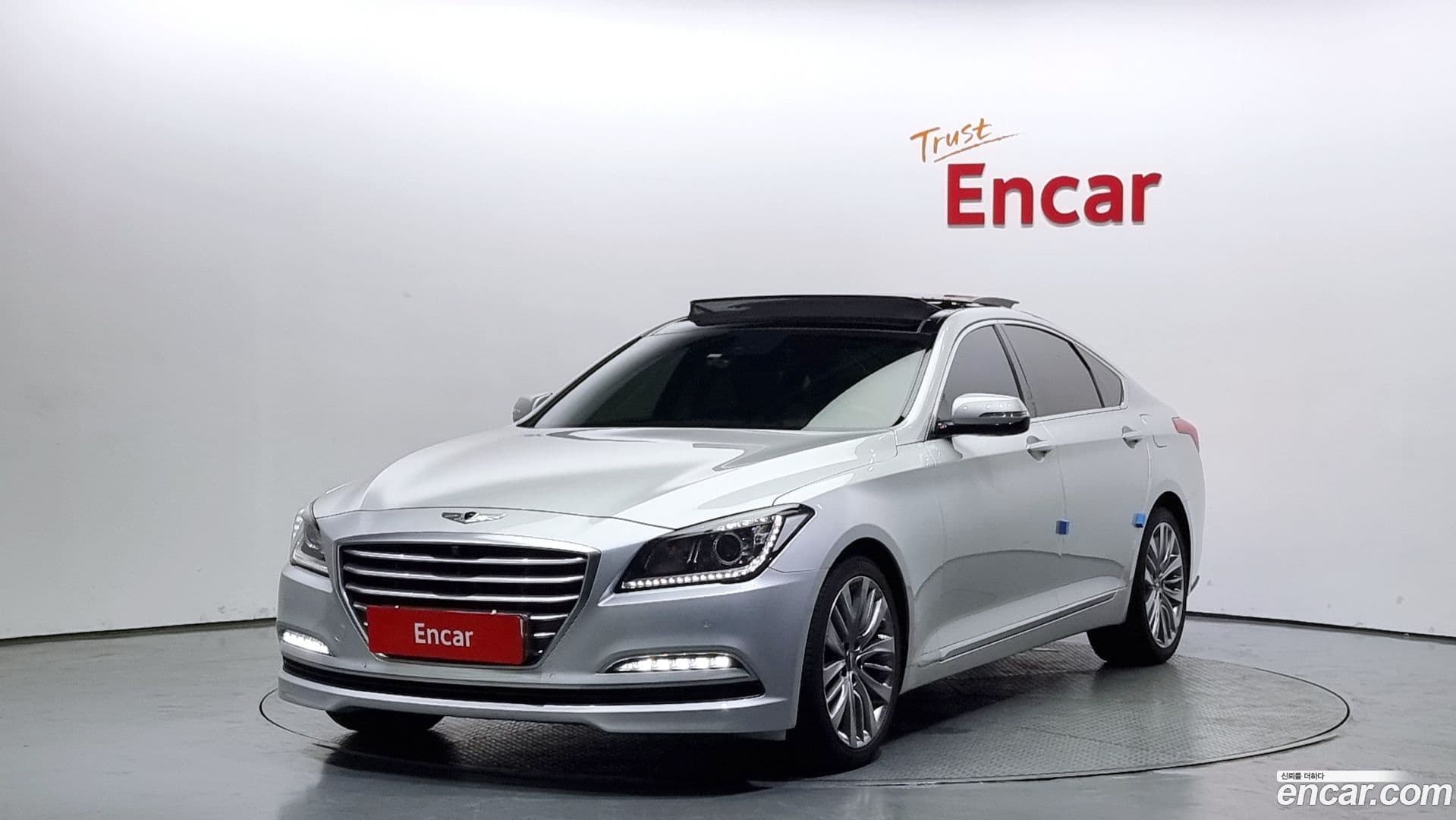 Main__Slider__Photo:Genesis Hyundai 2014.1-0
