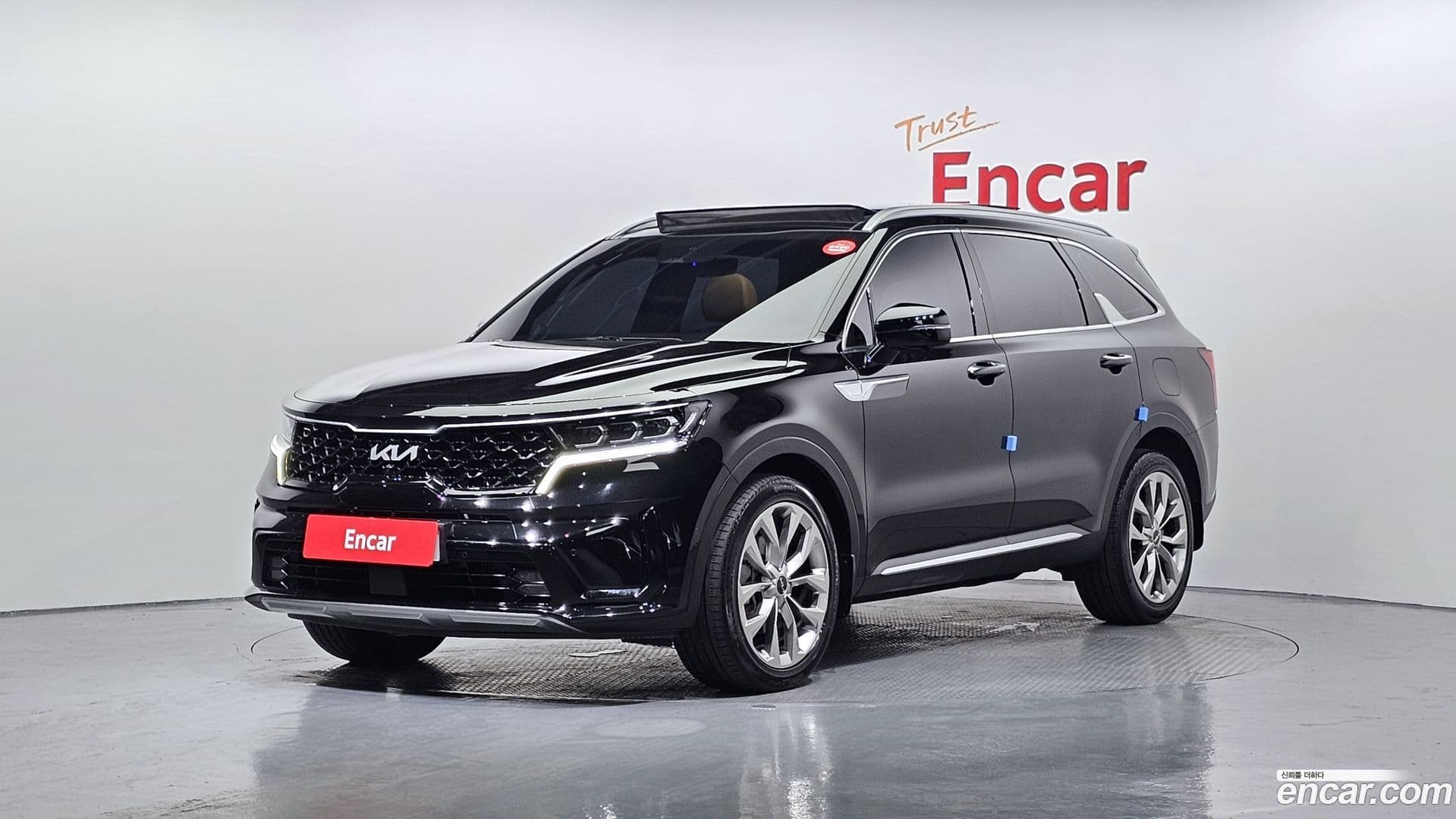 Main__Slider__Photo:Sorento Kia 2023.5-0