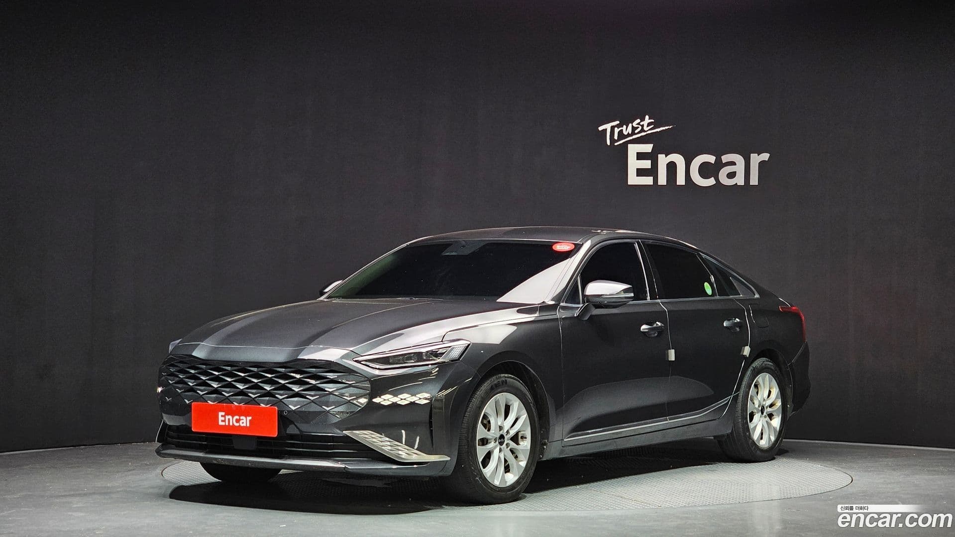 Main__Slider__Photo:K8 Kia 2021.8-0