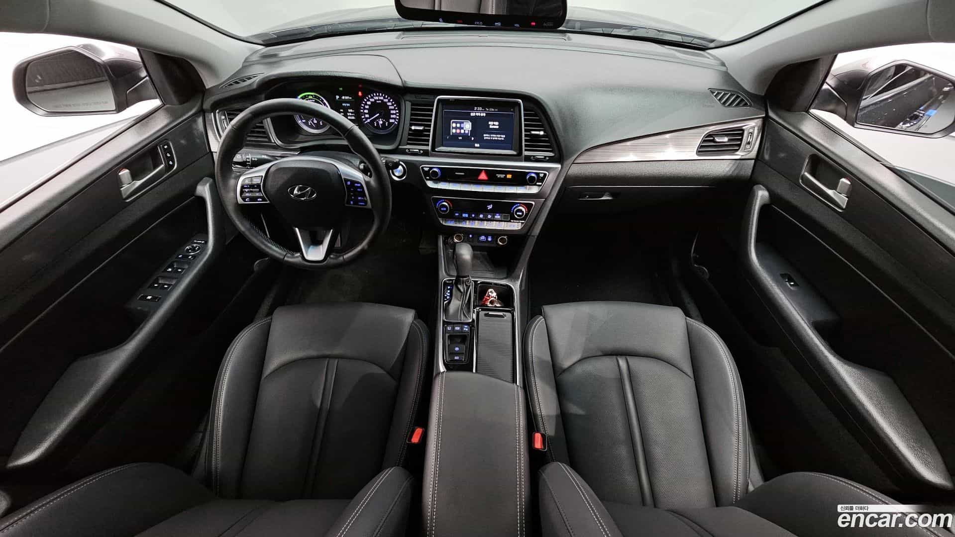 Sonata Hyundai 2019.2-INNER-007