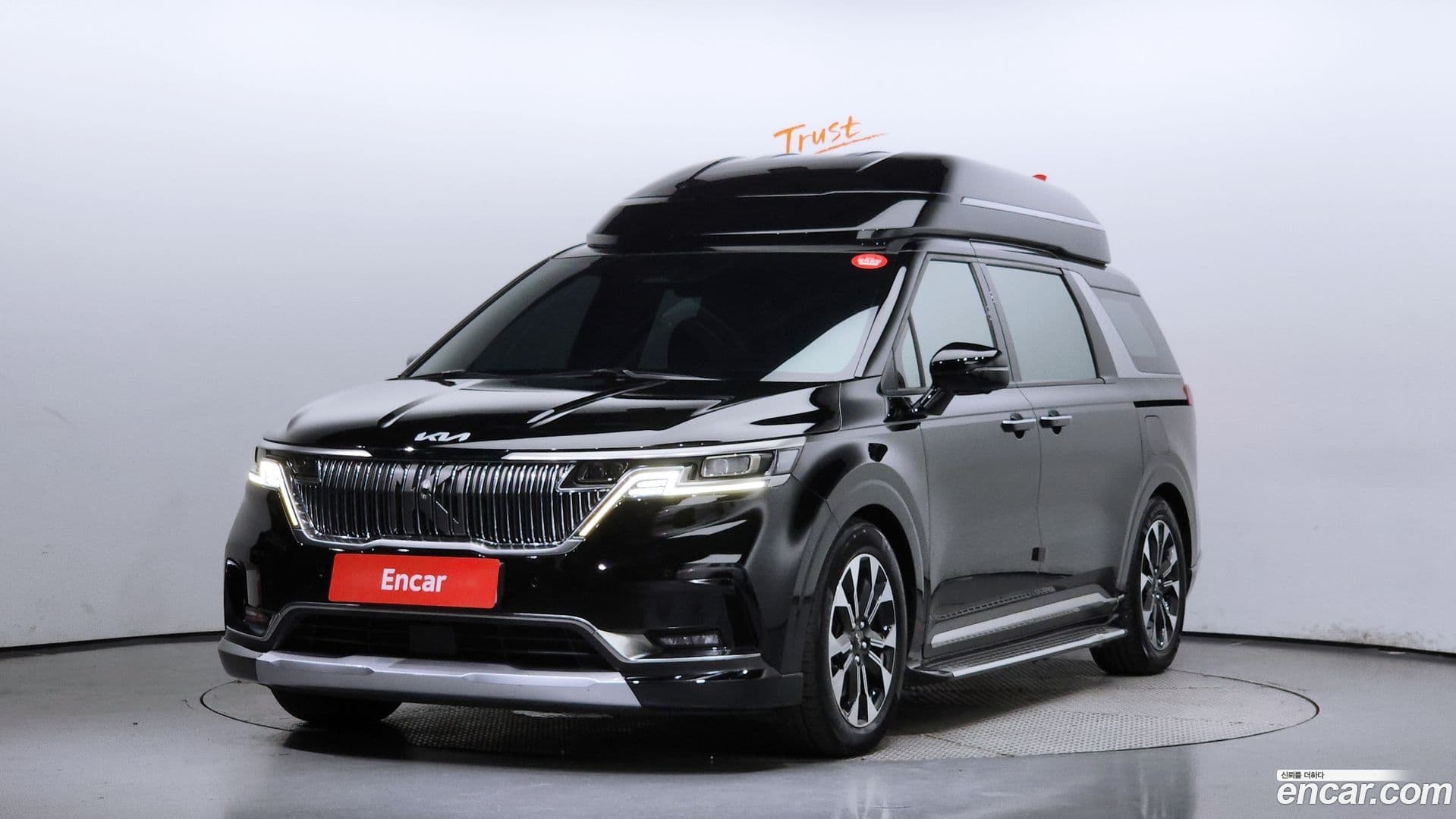 Main__Slider__Photo:Canival Kia 2022.2-0