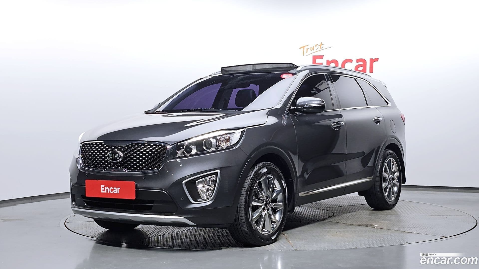 Main__Slider__Photo:Sorento Kia 2015.6-0