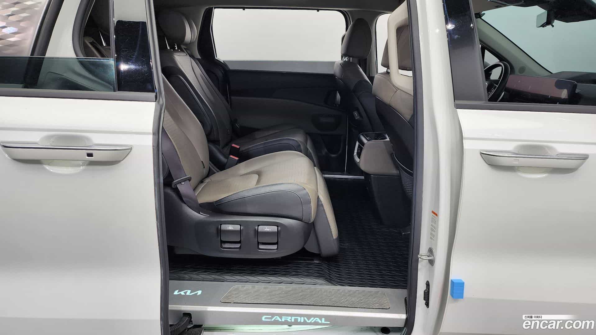 Canival Kia 2023.11-OPTION-016