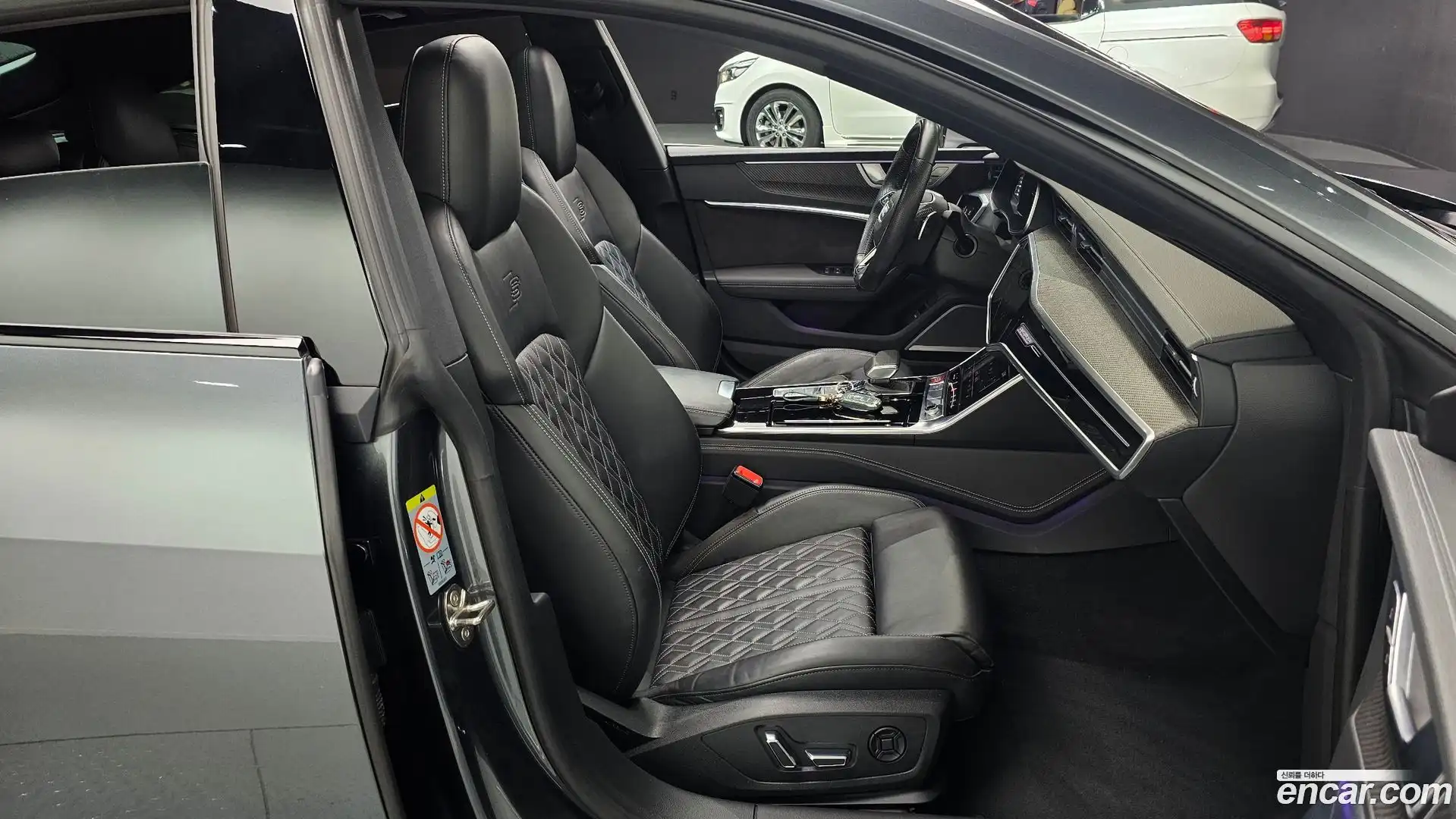 S7 Audi 2020.6-INNER-009