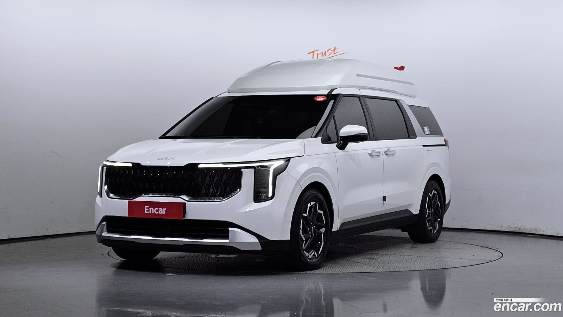 Main__Slider__Photo:Canival Kia 2024.2-0