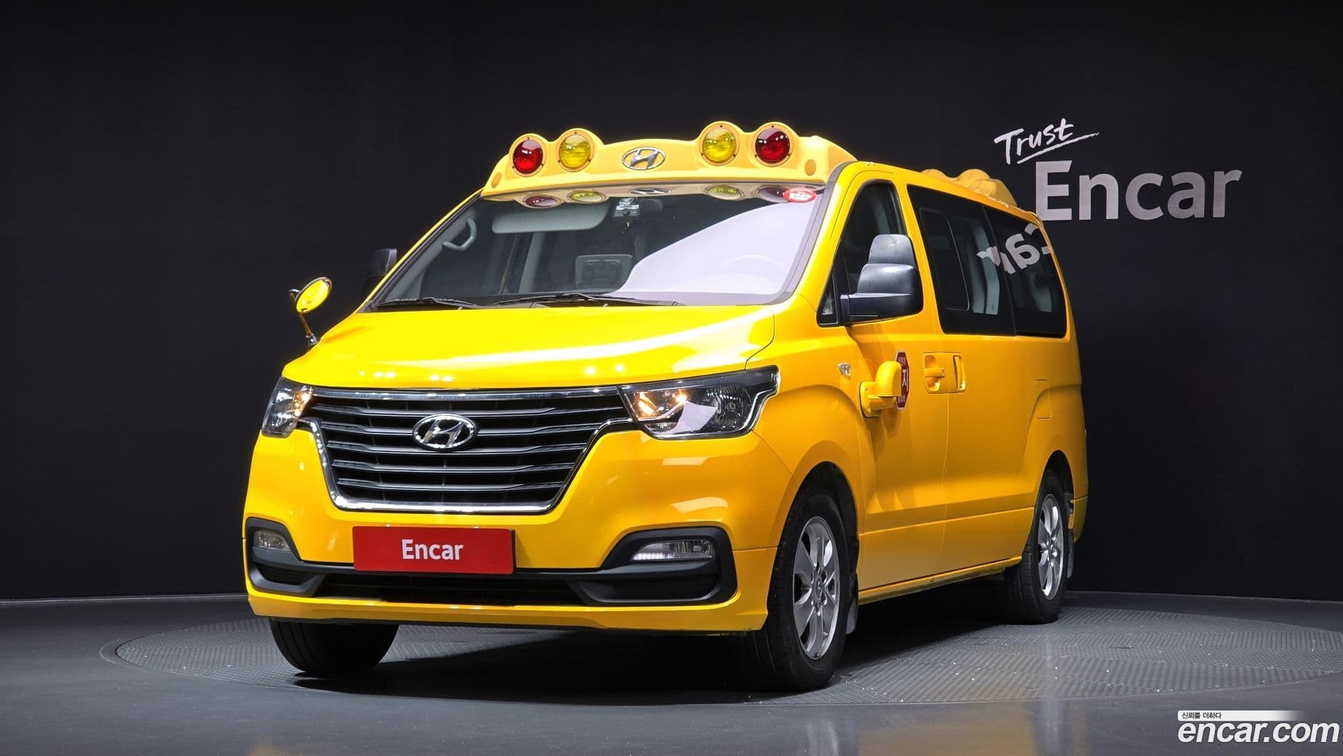 Main__Slider__Photo:Starex Hyundai 2018.10-0