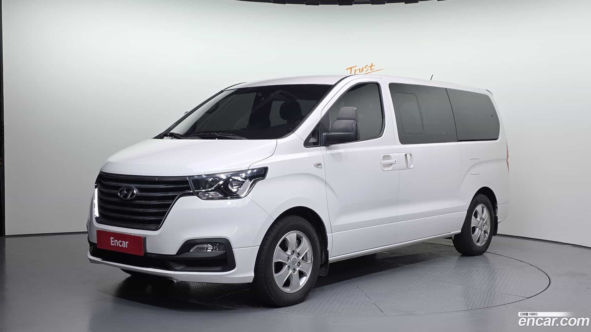 Starex Hyundai 2018.11-OUTER-001