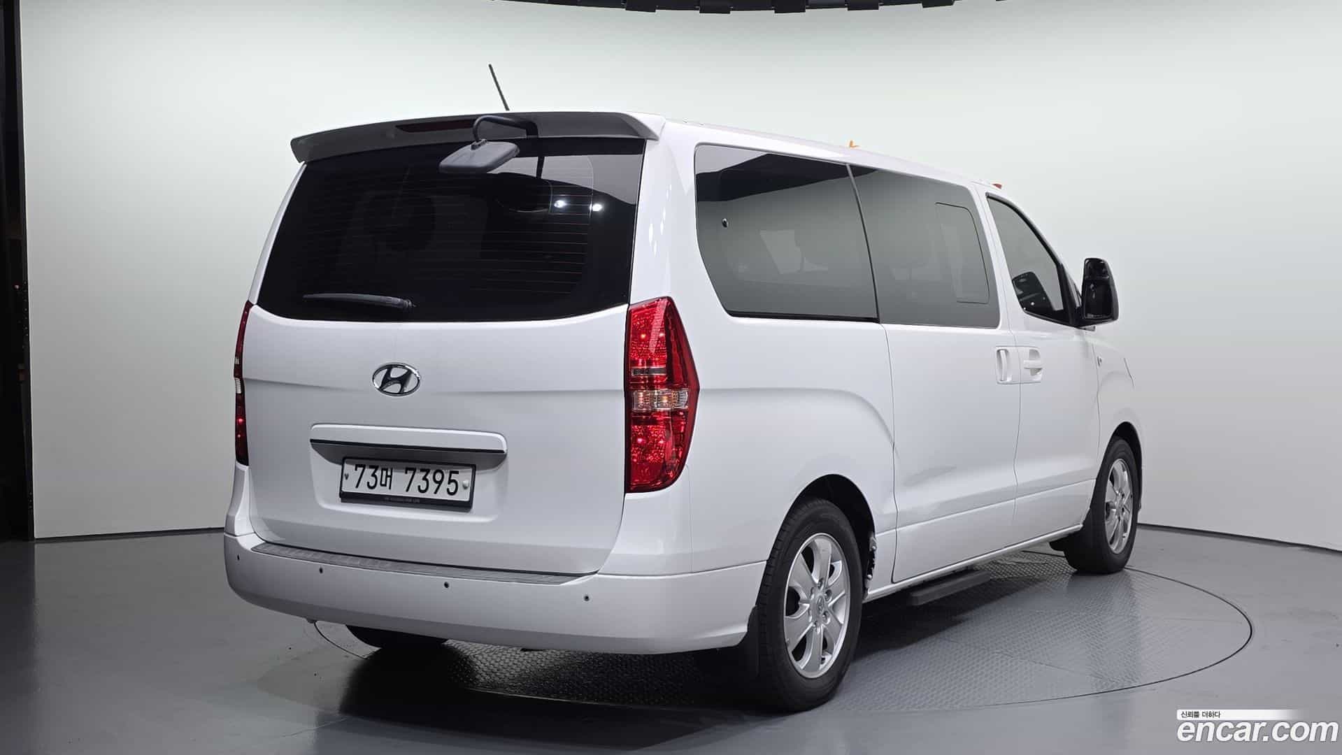 Starex Hyundai 2018.11-OUTER-002