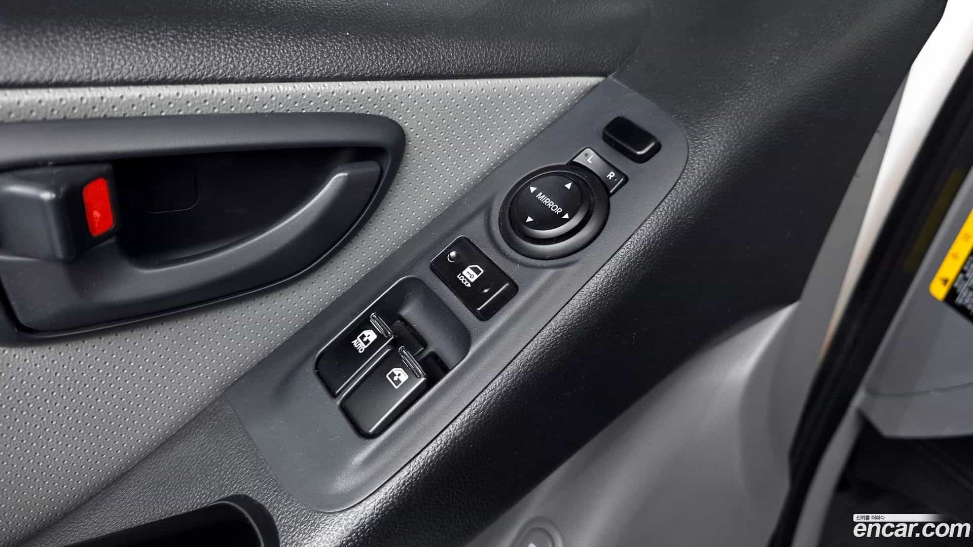 Starex Hyundai 2018.11-OPTION-015