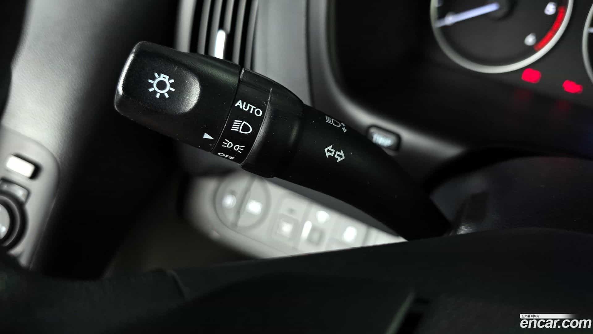 Starex Hyundai 2018.11-OPTION-017