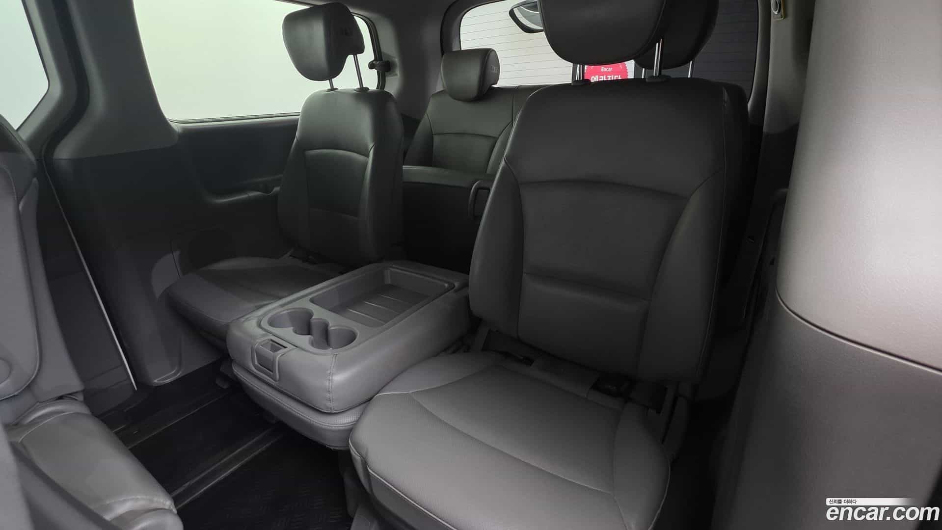 Starex Hyundai 2018.11-OPTION-023