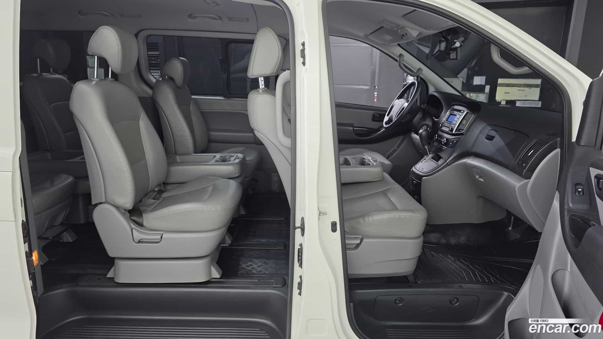 Starex Hyundai 2018.11-OPTION-024