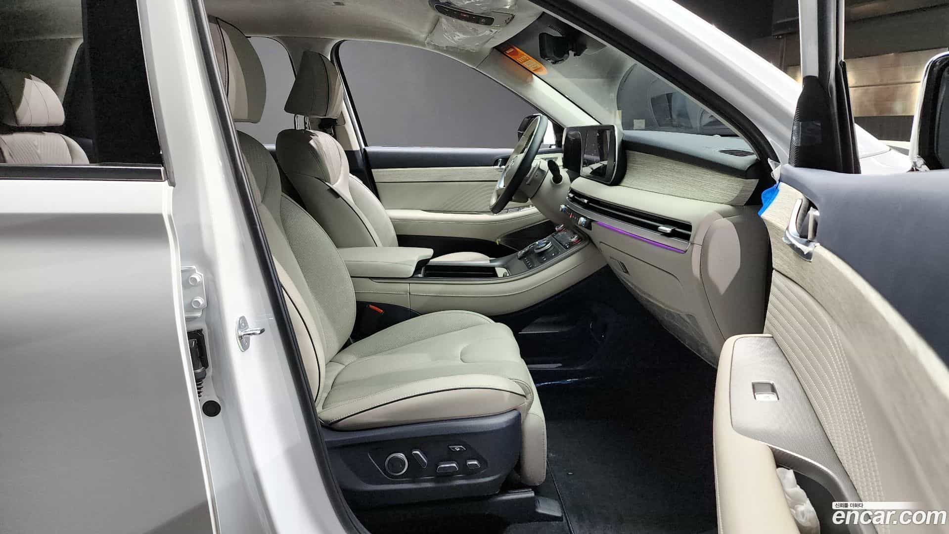 Palisade Hyundai 2023.0-INNER-010