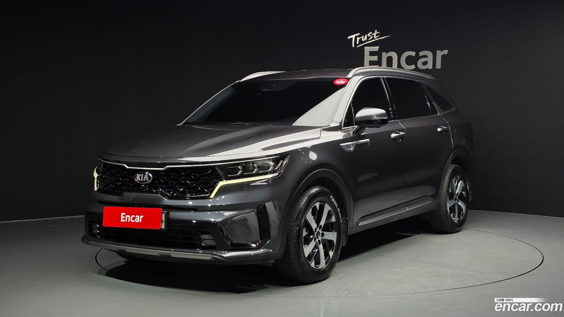Main__Slider__Photo:Sorento Kia 2020.4-0