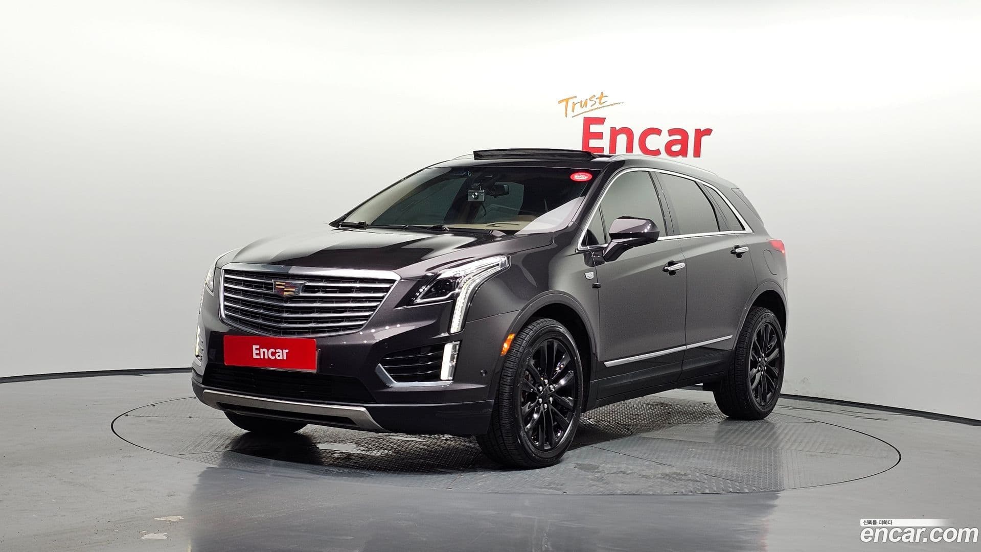 Main__Slider__Photo:XT5 Cadillac 2018.0-0