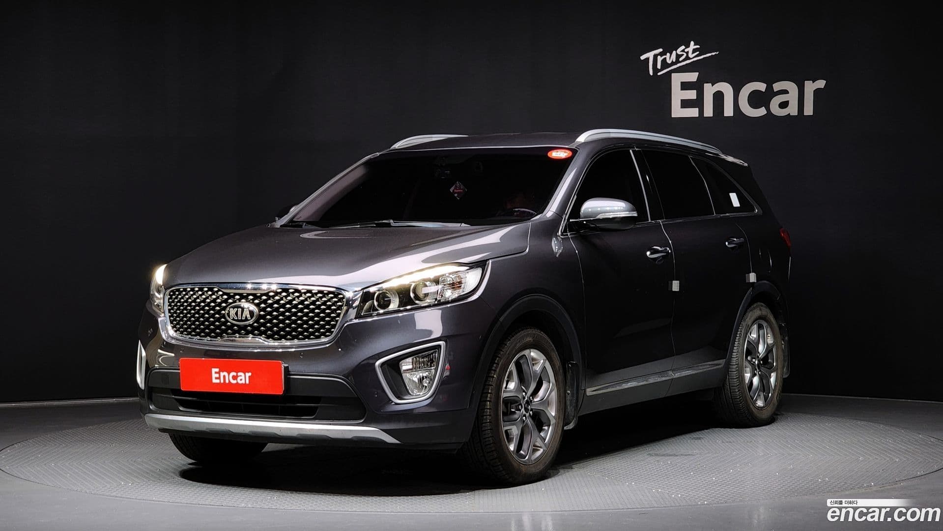 Main__Slider__Photo:Sorento Kia 2015.9-0
