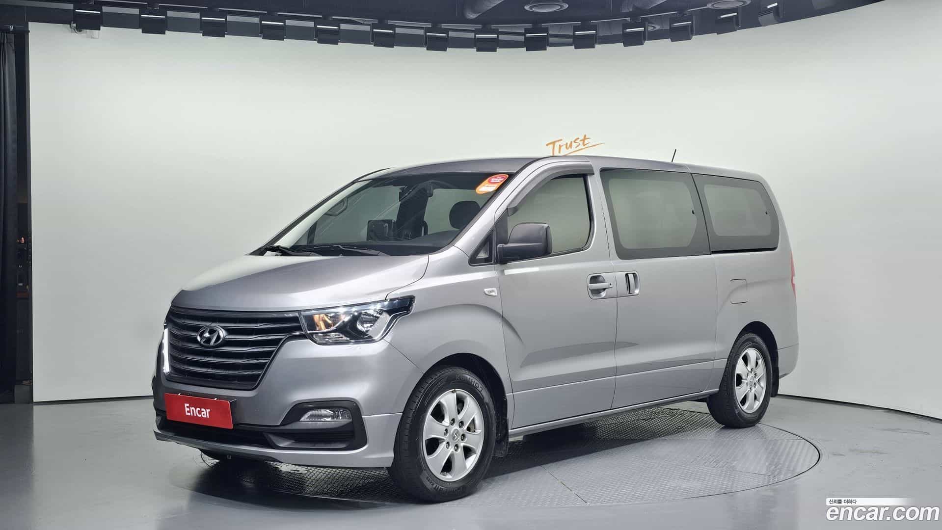 Starex Hyundai 2019.1-OUTER-001