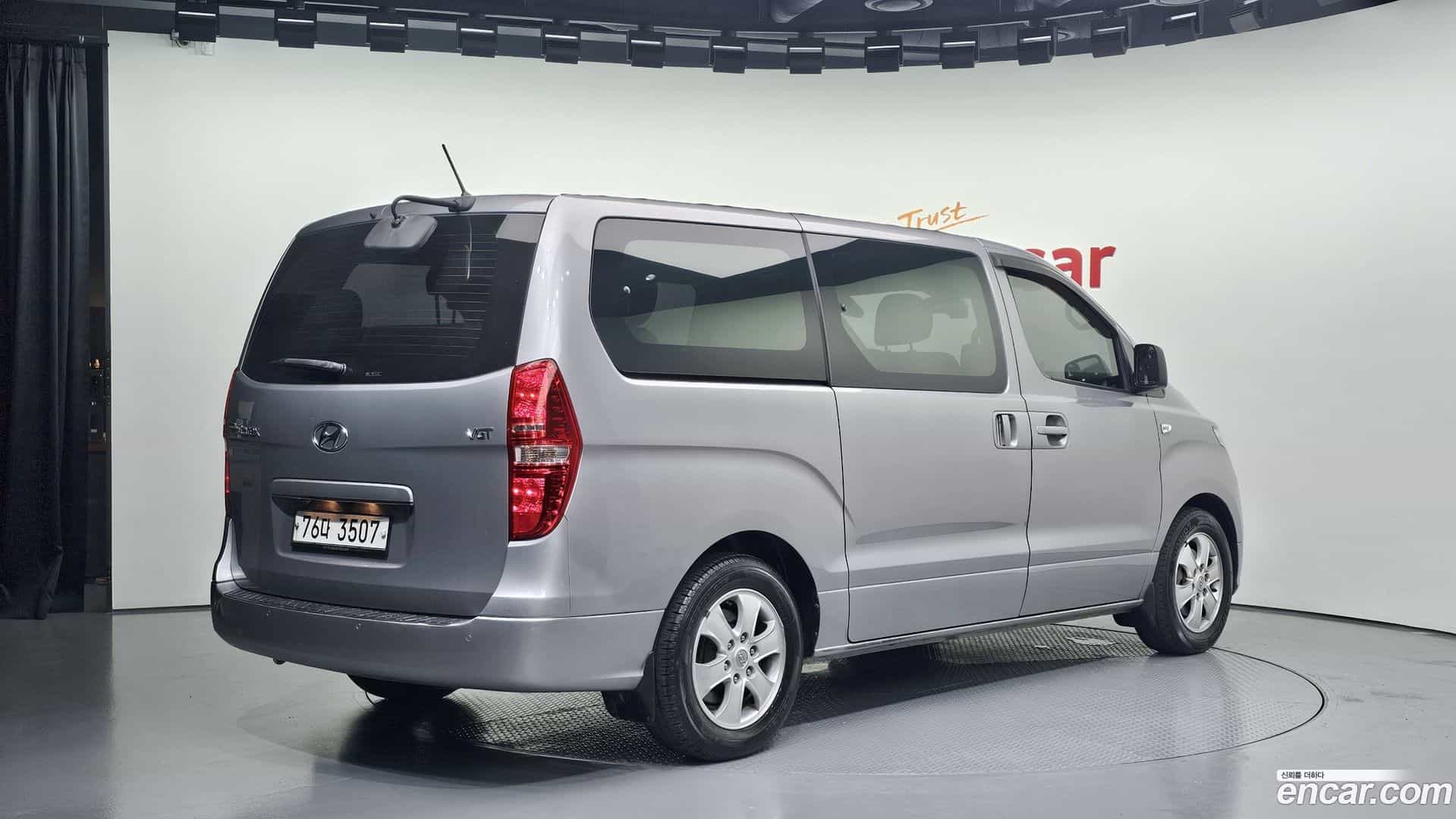 Starex Hyundai 2019.1-OUTER-002