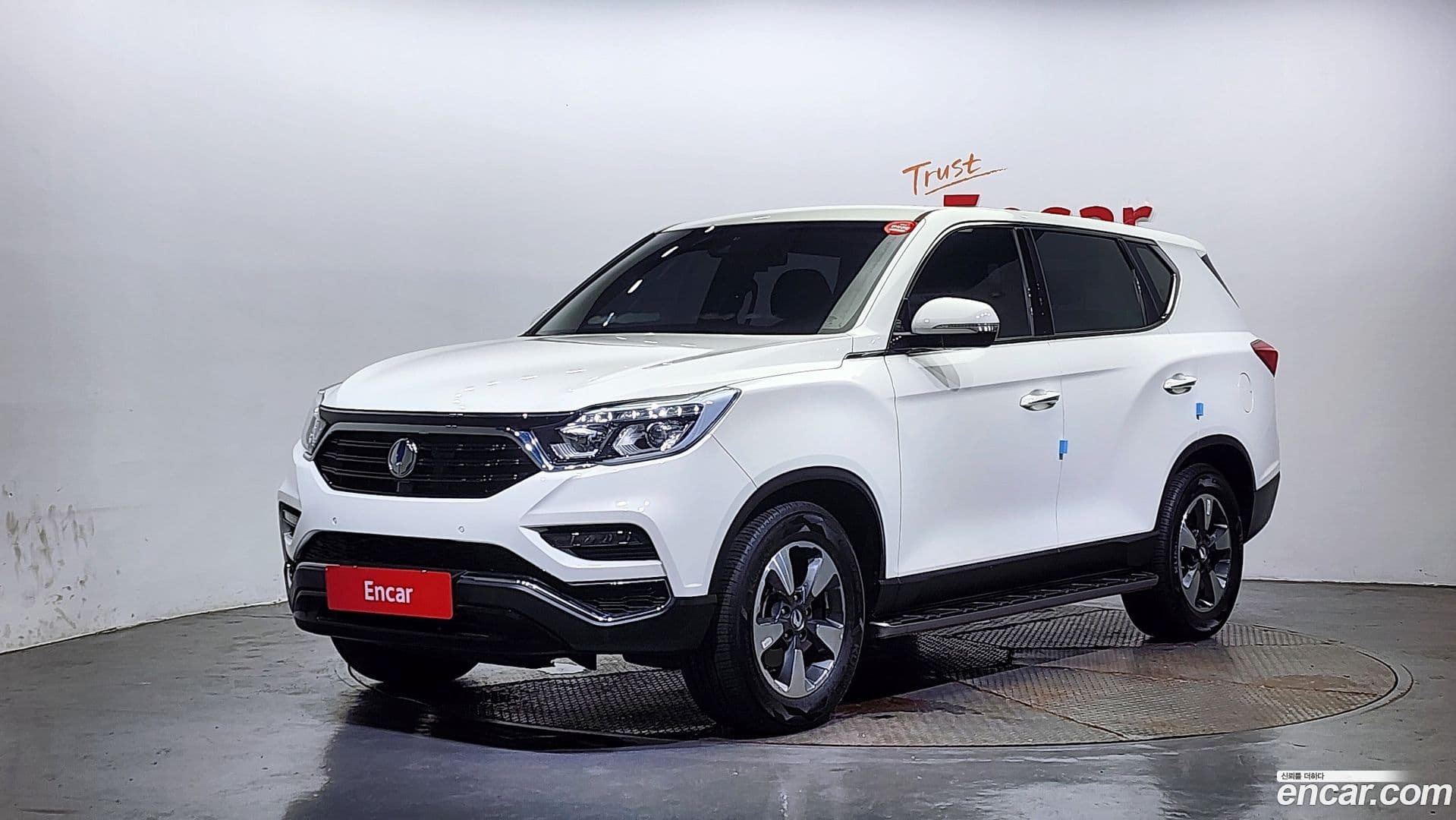 Main__Slider__Photo:Rexton KG Mobility 2018.6-0
