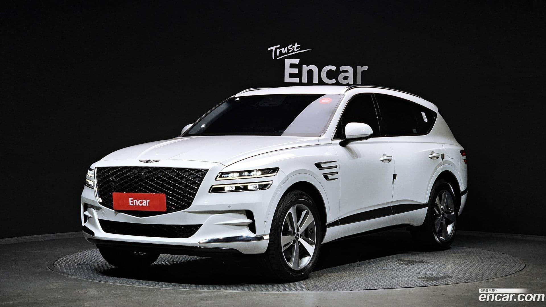 Main__Slider__Photo:GV80 Genesis 2020.1-0