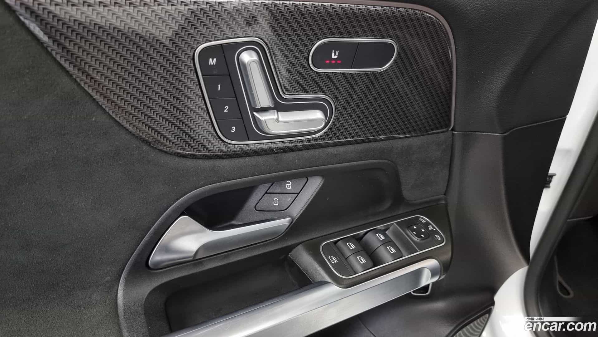 GLB-Class Mercedes-Benz 2021.2-OPTION-022