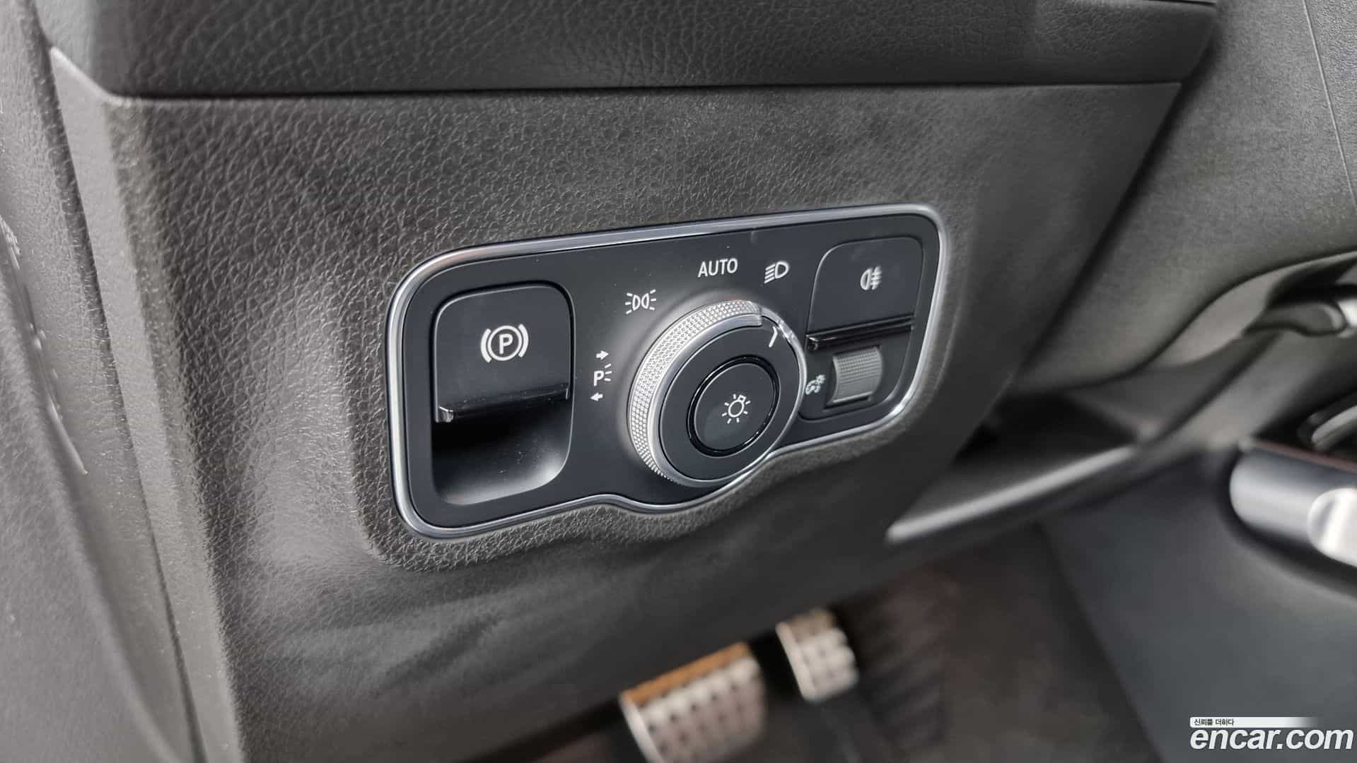 GLB-Class Mercedes-Benz 2021.2-OPTION-023