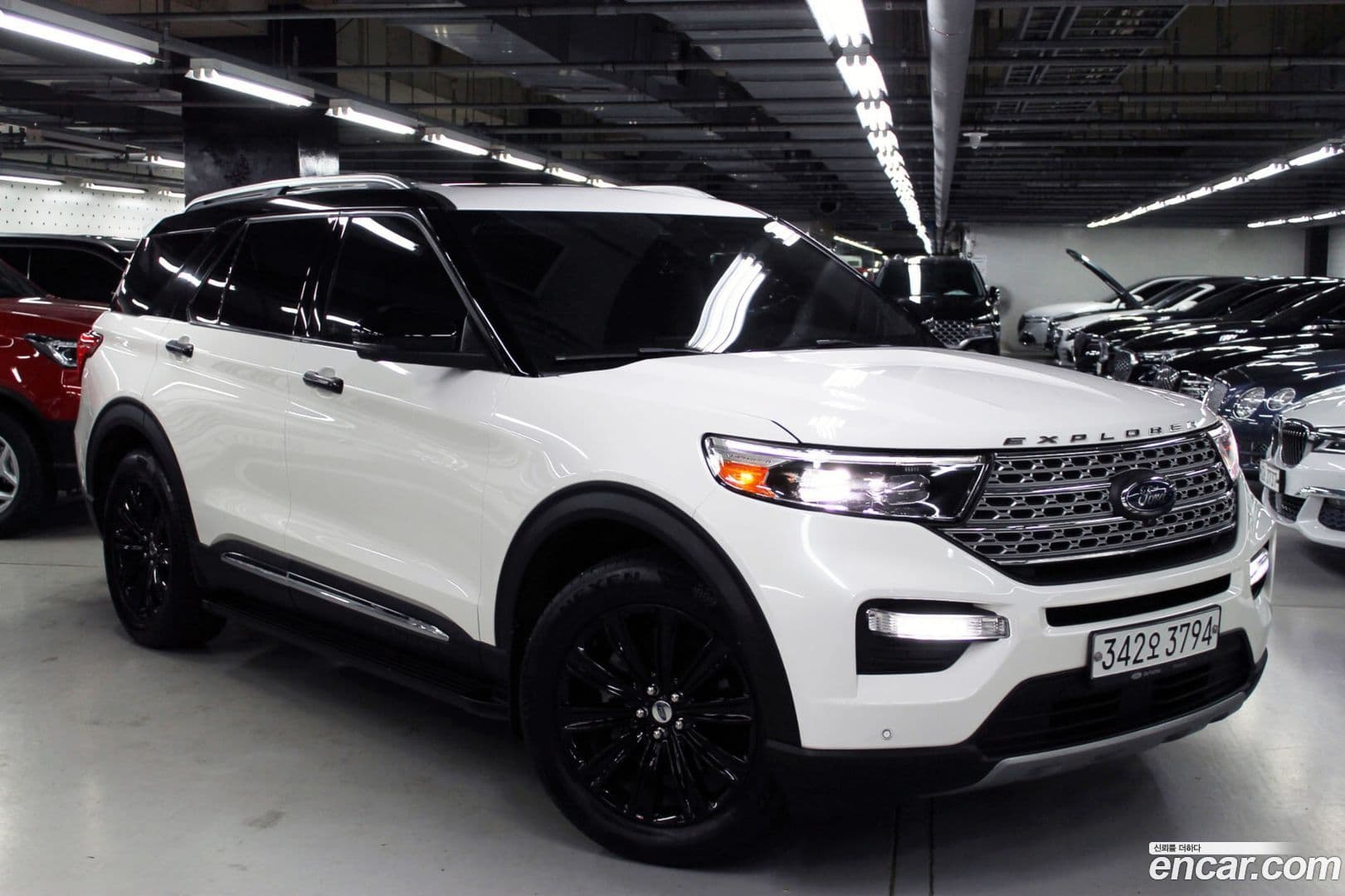 Main__Slider__Photo:Explorer Ford 2020.4-0