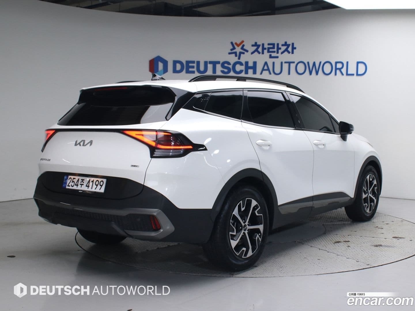 Main__Slider__Photo:Sportage Kia 2023.9-0