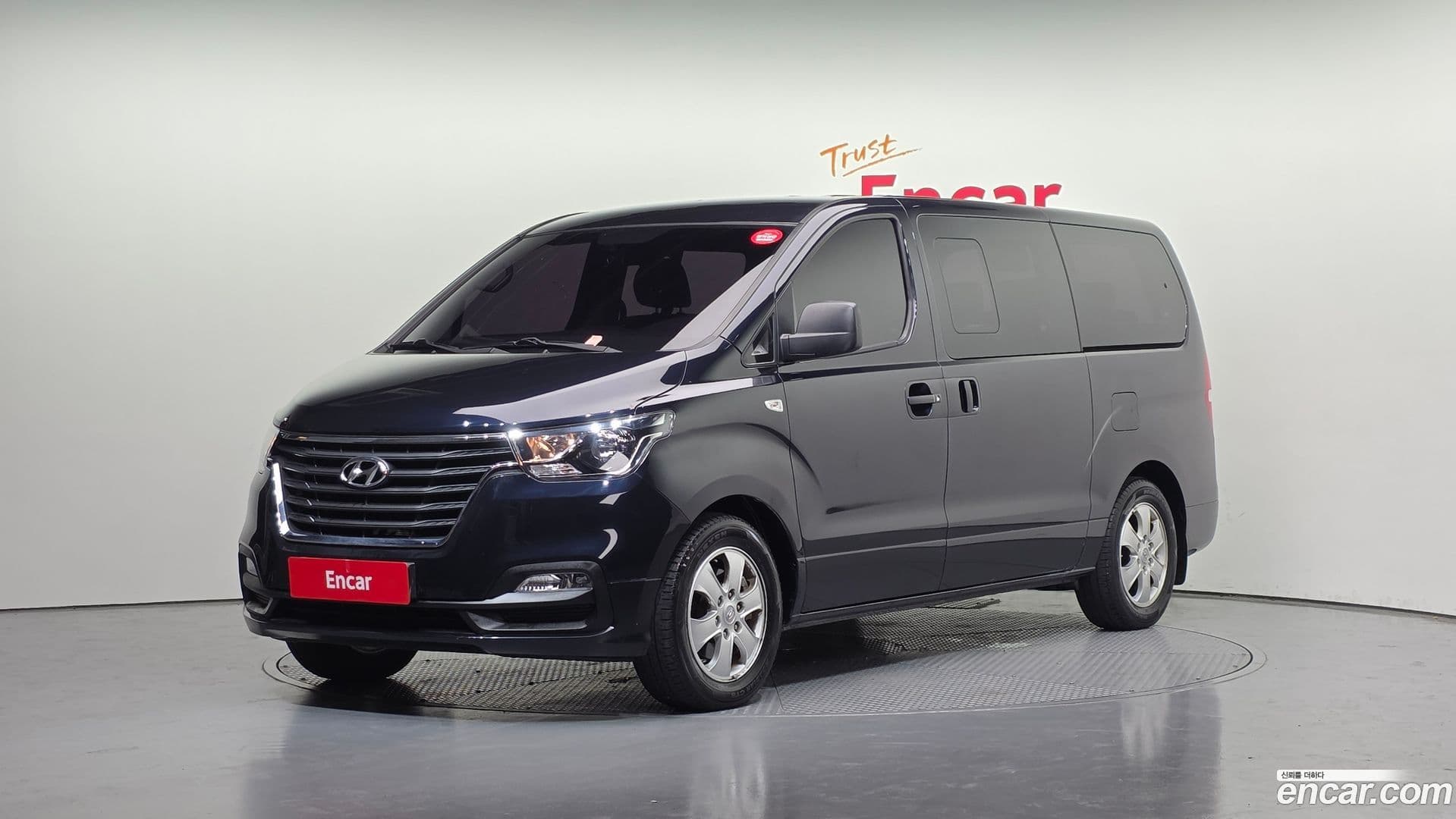 Main__Slider__Photo:Starex Hyundai 2019.4-0
