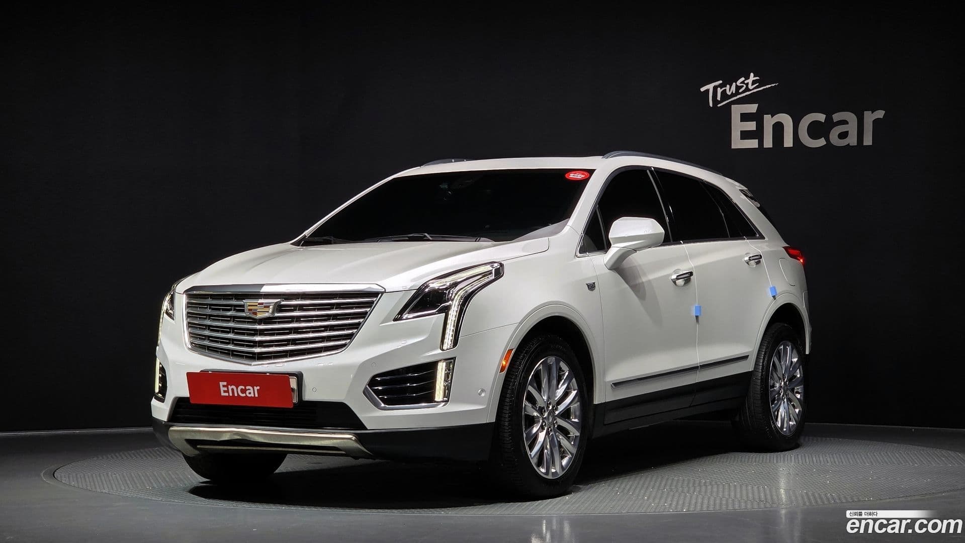 Main__Slider__Photo:XT5 Cadillac 2019.11-0