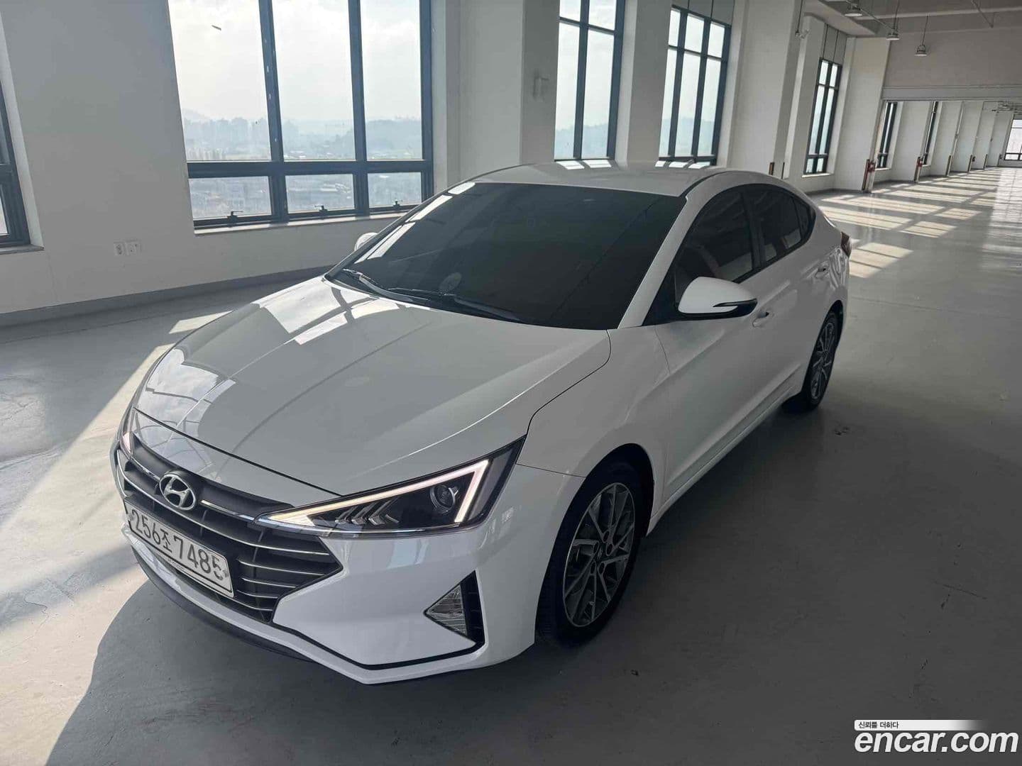 Main__Slider__Photo:AVANTE Hyundai 2020.2-0
