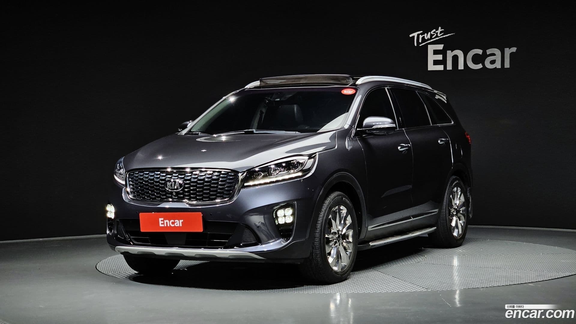 Main__Slider__Photo:Sorento Kia 2017.11-0