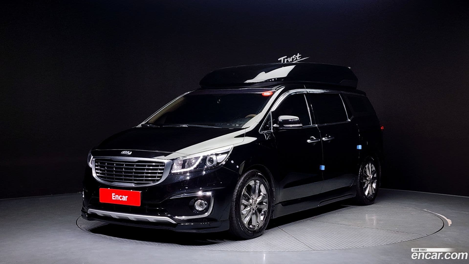 Main__Slider__Photo:Canival Kia 2015.4-0